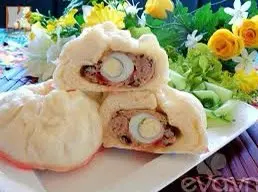 Hình ảnh Bánh bao trứng cút