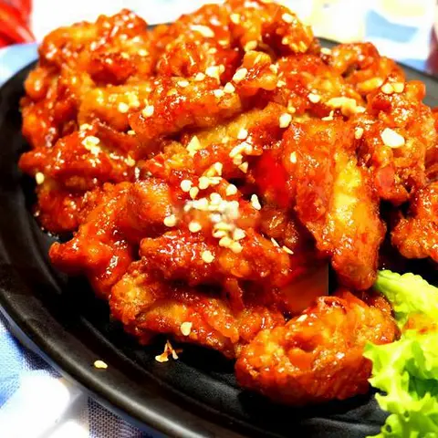 Hình ảnh Gà không xương sốt chua cay