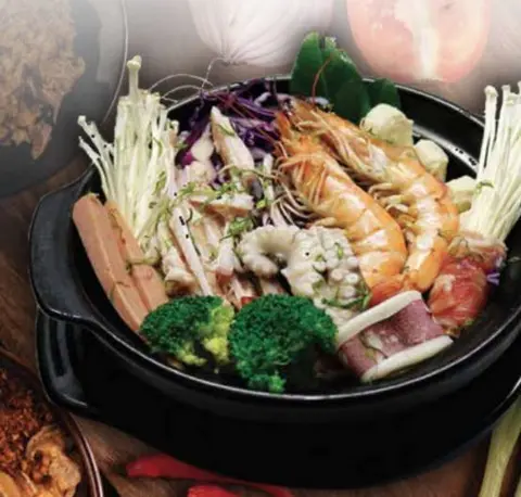 Hình ảnh Mì lẩu Thái thập cẩm