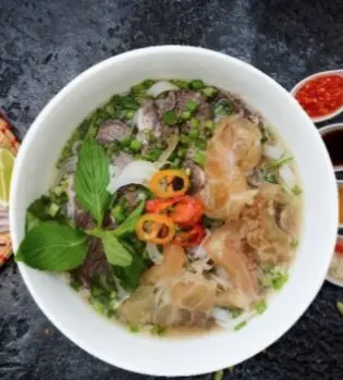 Hình ảnh Phở nạm gân