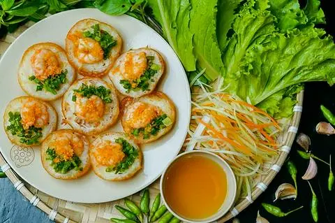 Hình ảnh Bánh căn tôm