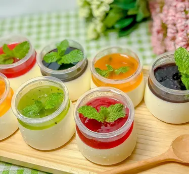 Hình ảnh Bánh panna cotta dâu