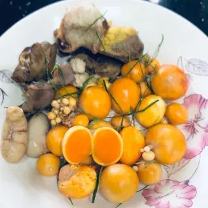 Hình ảnh Phở gà lòng mề - trứng non