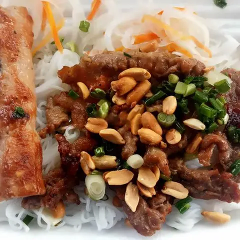 Hình ảnh Bún thịt nướng nem nướng
