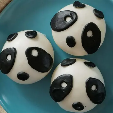 Hình ảnh Bánh bao tạo hình con gấu