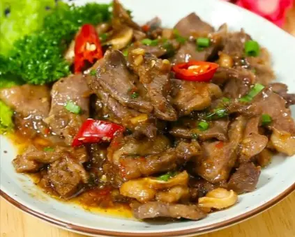 Hình ảnh Nui tim + lưỡi  thơm ngon