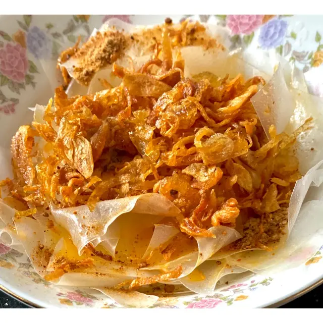Hình ảnh Bánh tráng hành phi