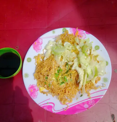 Hình ảnh Mì xào trứng