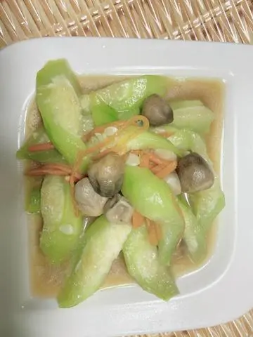 Hình ảnh Mướp xào nấm rơm - Stir-fried edible luffa with mushroom