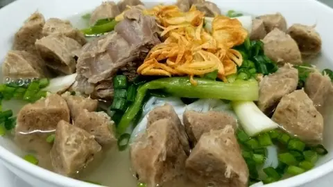 Hình ảnh Bún bò bò viên