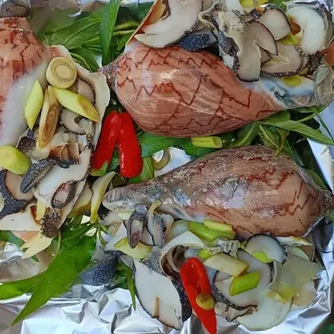 Hình ảnh Combo 2 ốc giác hấp sả