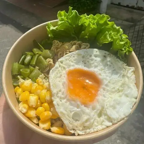 Hình ảnh Mì trộn Indomie trứng
