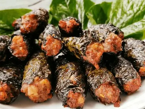 Hình ảnh Bún chả băm lá lốt đặc biệt