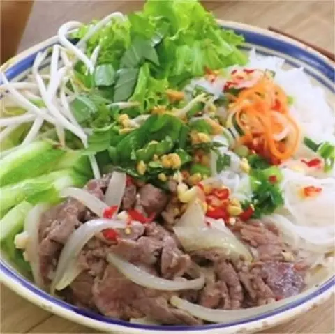Hình ảnh Bún thịt xào