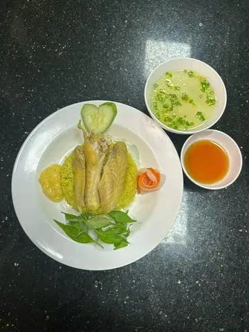 Hình ảnh Cơm cánh gà Nha Trang