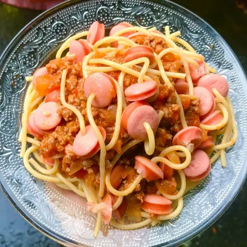 Hình ảnh Mì Ý bò bằm xúc xích