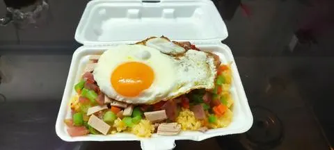 Hình ảnh Cơm chiên Dương Châu.hộp