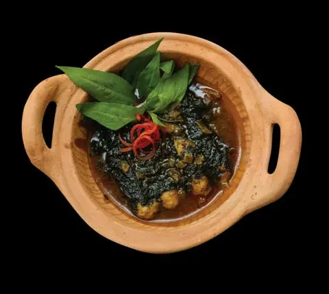Hình ảnh Đậu kết cuộn rong biển kho tộ chay