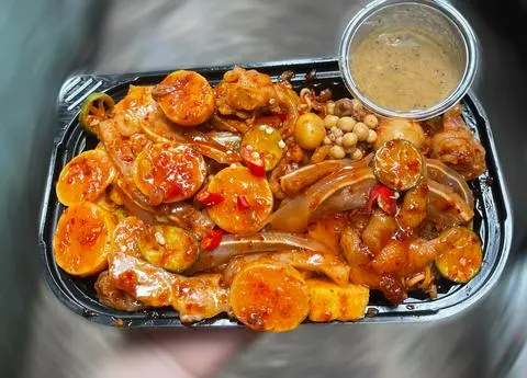 Hình ảnh Thập cẩm mix 3 loại - chân gà rút xương - trứng gà non - lỗ tai heo