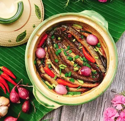 Hình ảnh Cá kèo kho tộ (không kèm cơm)