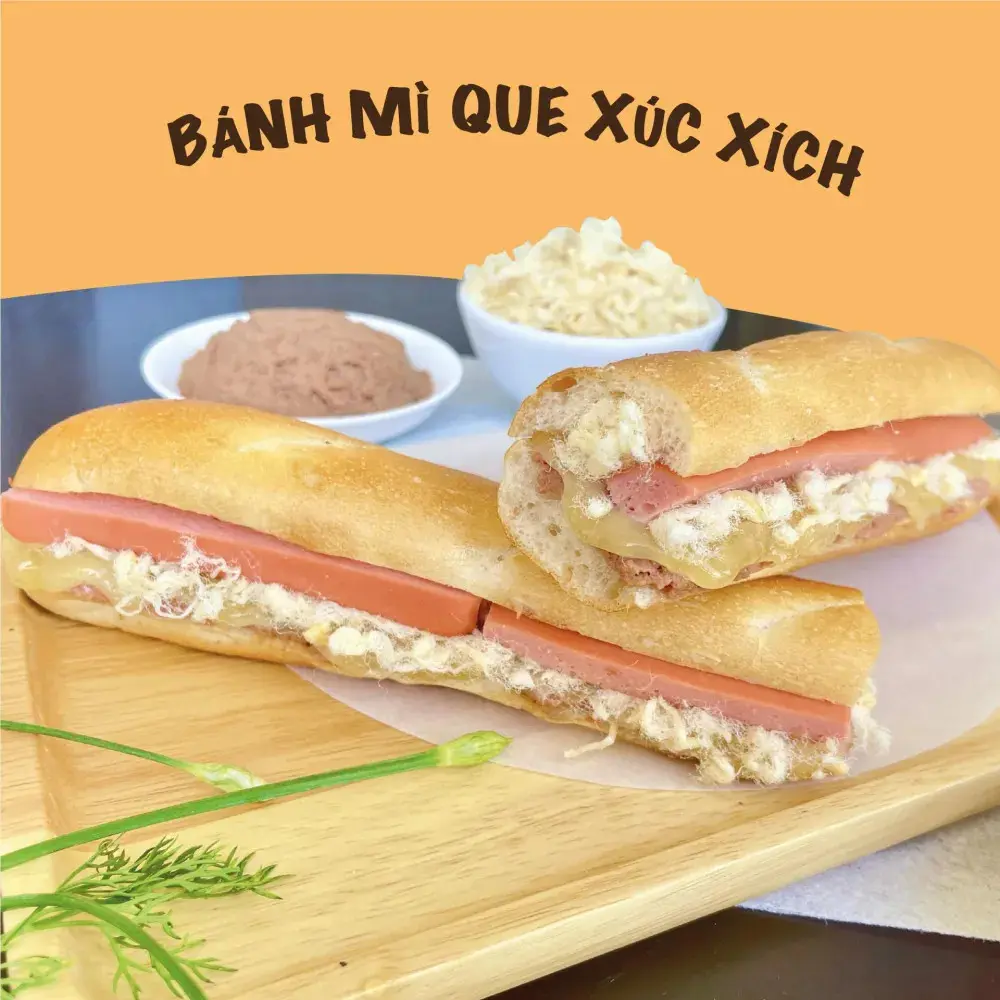 Hình ảnh Bánh Mì Que Xúc Xích