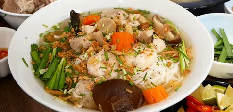 Hình ảnh Hủ tiếu dai khô sườn