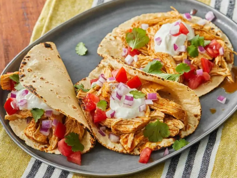 Hình ảnh Tacos Gà Xé 