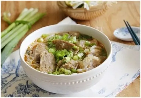 Hình ảnh Bún bò bò viên