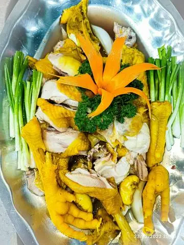 Hình ảnh Gà hấp hành