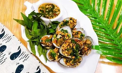Hình ảnh Sò lông nướng mỡ hành
