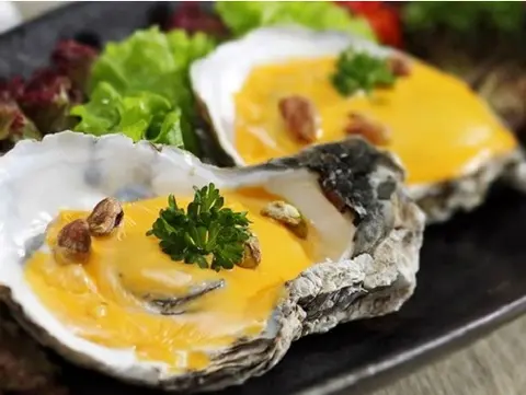 Hình ảnh Hàu nướng phô mai