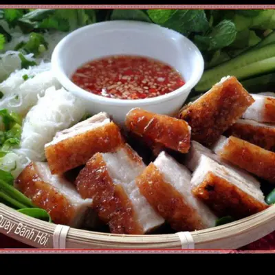 Hình ảnh Bánh hỏi heo quay