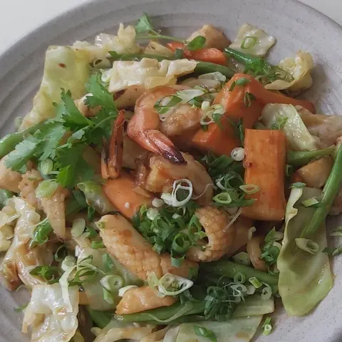 Hình ảnh Mì udon xào hải sản
