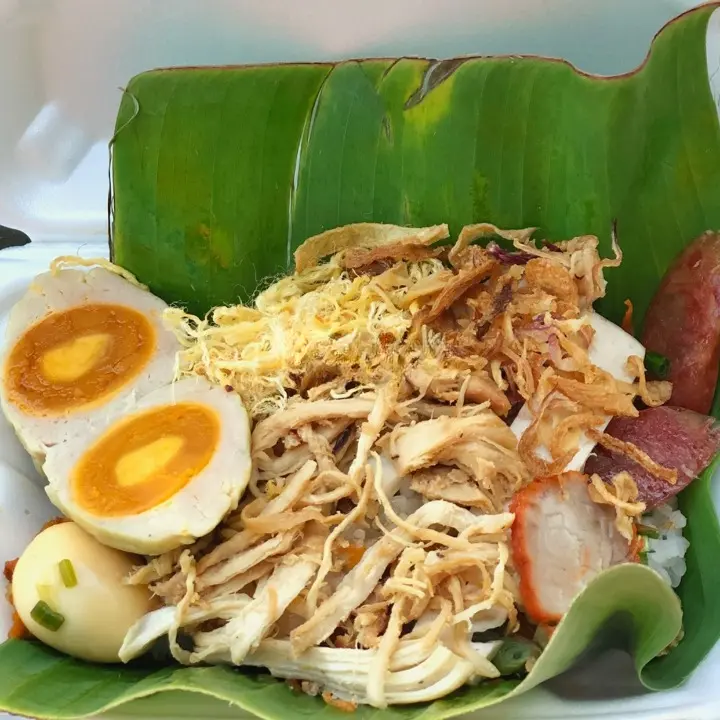 Hình ảnh Xôi thập cẩm trứng muối