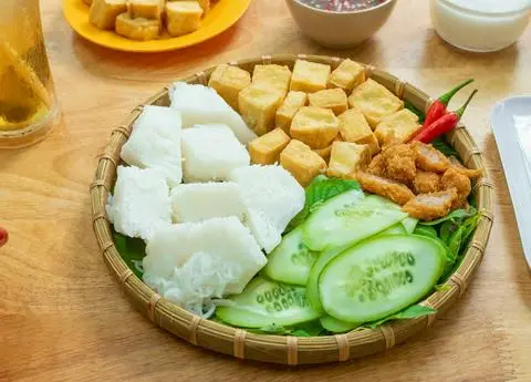 Hình ảnh Bún đậu nem chua rán