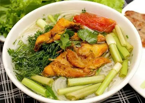 Hình ảnh Bún cá rô chiên