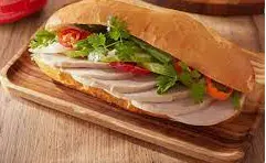 Hình ảnh Bánh mì chả lụa