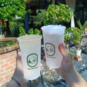 Hình ảnh Nước Dừa Tươi Thạch Sương Sáo Hạt Chia
