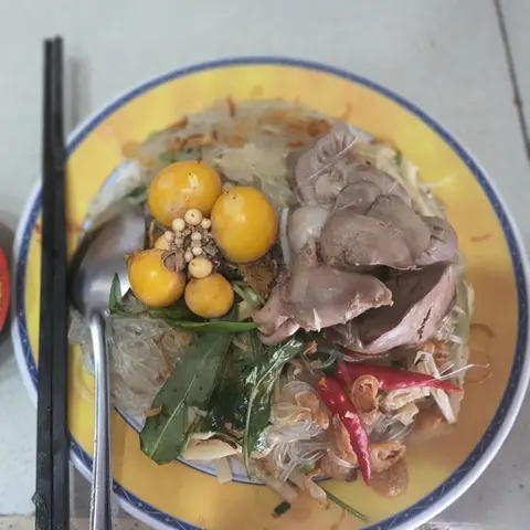 Hình ảnh Miến trộn lòng gà