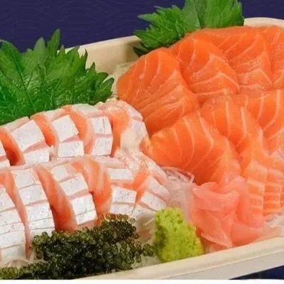 Hình ảnh COMBO 2 (10 MIẾNG CÁ HỒI + 10 MIẾNG BỤNG CÁ HỒI)