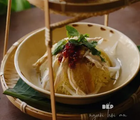 Hình ảnh Cơm gà Hội An (xé)