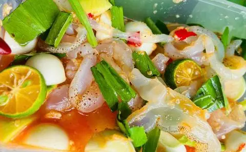 Hình ảnh Sứa trộn mắm nhĩ