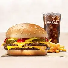 Hình ảnh Combo burger bò trứng - nước coca