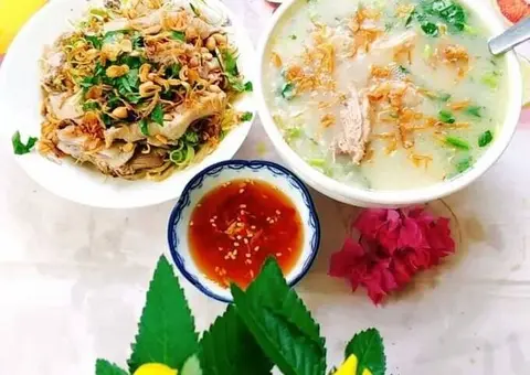 Hình ảnh Cháo gỏi gà - 4 người ăn