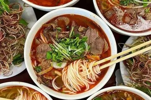 Hình ảnh Bún bò huế
