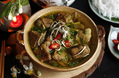 Hình ảnh Vịt giả cầy +bún 