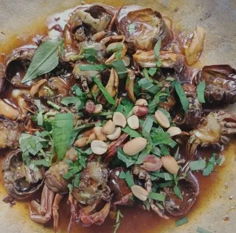 Hình ảnh Cua đồng cháy tỏi
