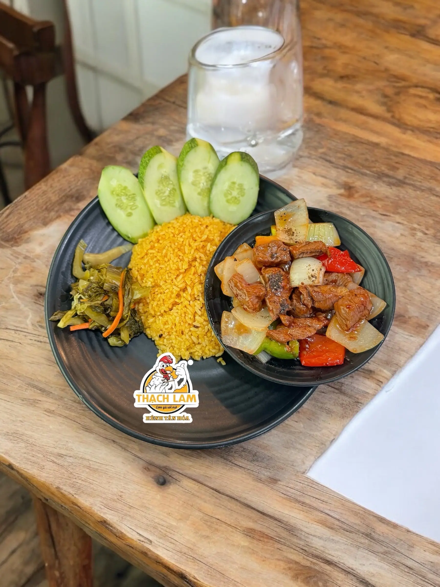 Hình ảnh Cơm bò lúc lắc - bò tươi