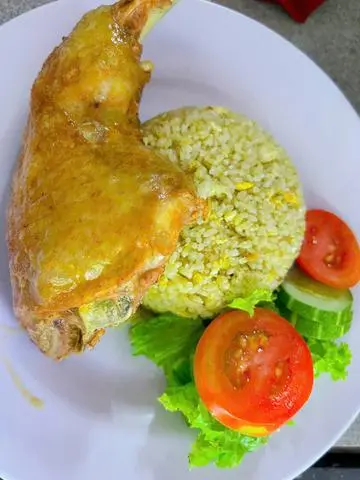 Hình ảnh Cơm chiên GÀ XỐI MỠ 