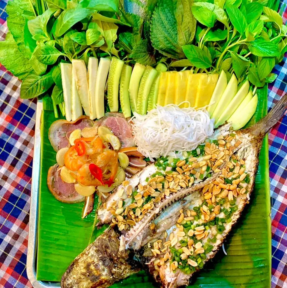 Hình ảnh Combo 3 - cá lóc nướng - thịt luộc